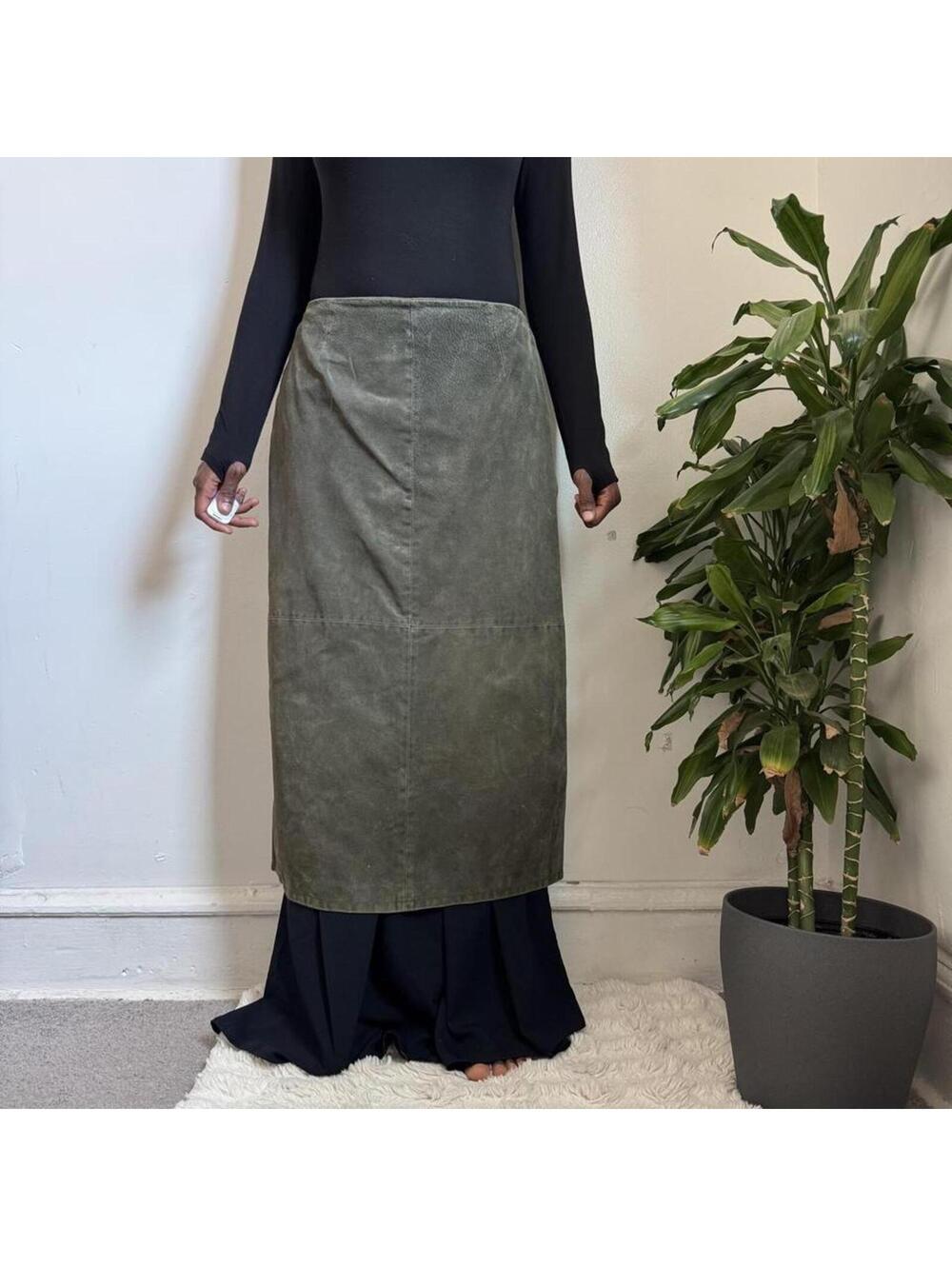 Vintage Coldwater Creek Olive Green Genuine Suede Earthcore Midi Skirt P Large